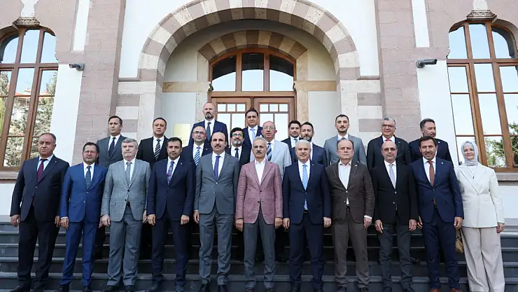 Bakan Uraloğlu'ndan Başkan Altay'a ziyaret!