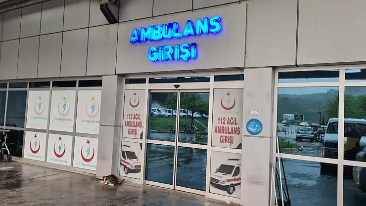  Balkonda dengesini kaybeden kadın 1. kattan aşağı düştü