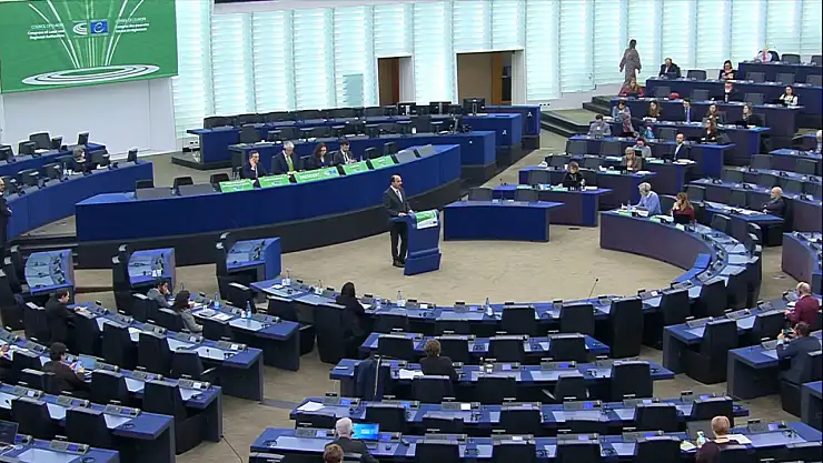 Başkan Altay Avrupa Konseyi Yerel ve Bölgesel Yönetimler Kongresi'nde Konuştu