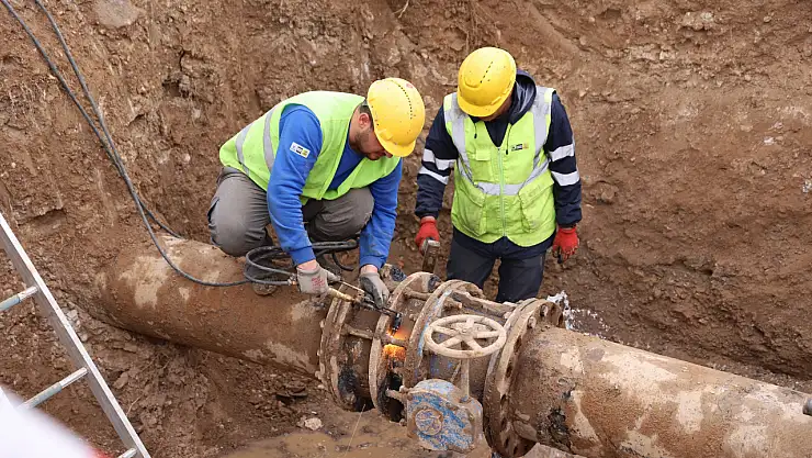 Başkan Altay: 'Bir yılda 402,5 kilometre su şebekesi yaptık'