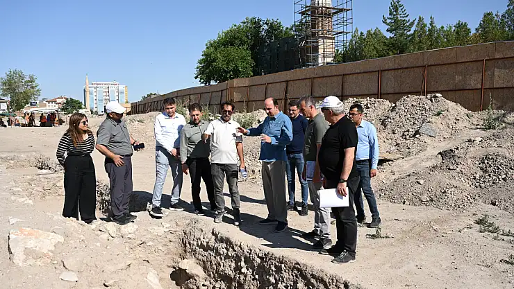 Başkan Altay: 'Ciddi bir arkeolojik kazı çalışması yapıyoruz'
