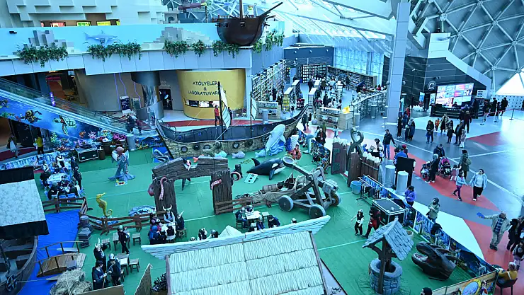 Başkan Altay çocukları bilim merkezine davet etti