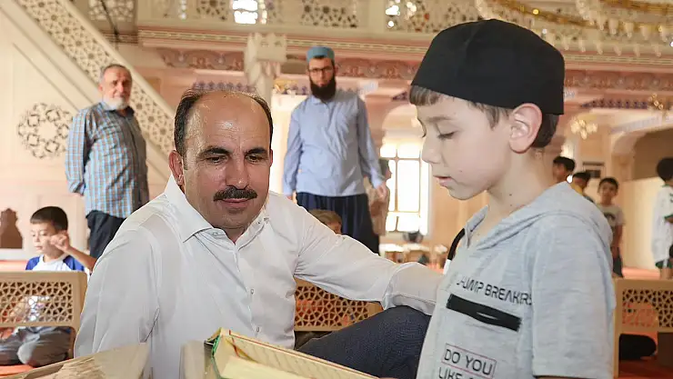 Başkan Altay'dan Yaz Kur'an Kurslarına ziyaret