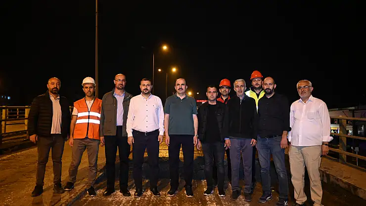 Başkan Altay'ın gece mesaisi