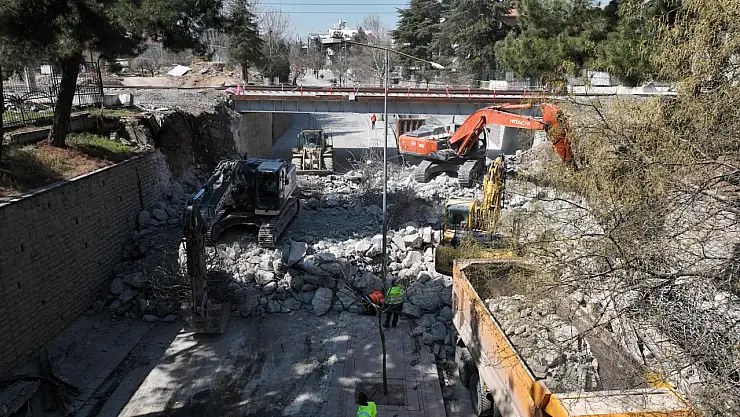 Başkan Altay: 'Meram Yeniyol Alt Geçidini Yeniliyoruz'