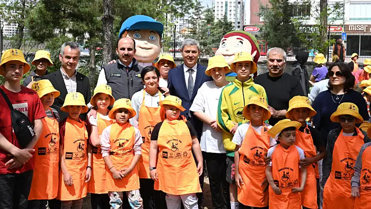 Başkan Altay, özel bireylerle bir araya geldi!