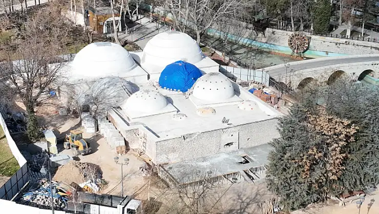 Başkan Altay, tarihi hamamın restorasyonu hakkında bilgi verdi!