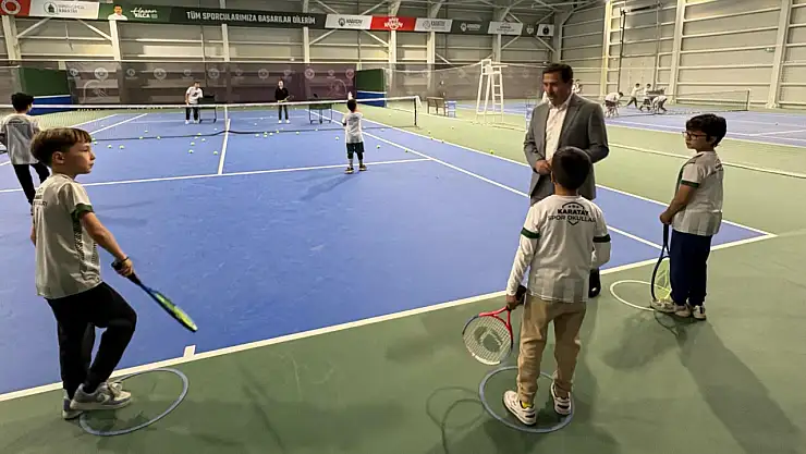 Başkan Kılca'dan Karatay tenis kortu'na ziyaret