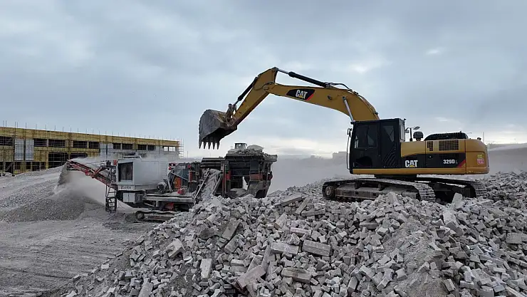 Başkan Kılca: 'Sahadan topluyor geleceğe kazandırıyoruz'