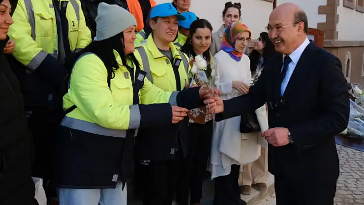 Başkan Köksal'dan anlamlı etkinlik: Kadın çalışanlarla bir araya geldi!