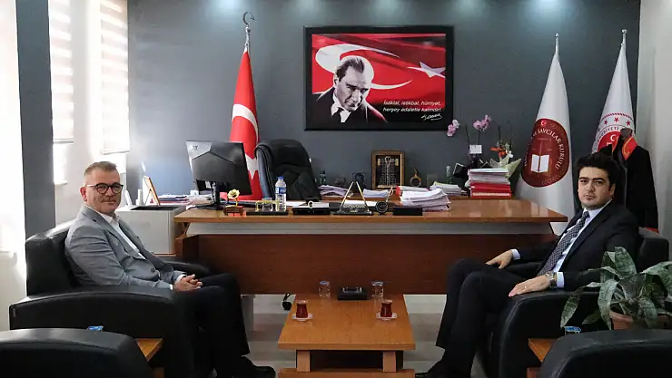 Başkan Ustaoğlu'ndan Özkılıç ve Akpunar'a hayırlı olsun ziyareti