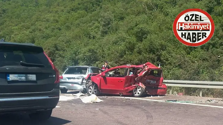 Bayram tatilinde köprü çıkışında kaza: Yol kitlendi!