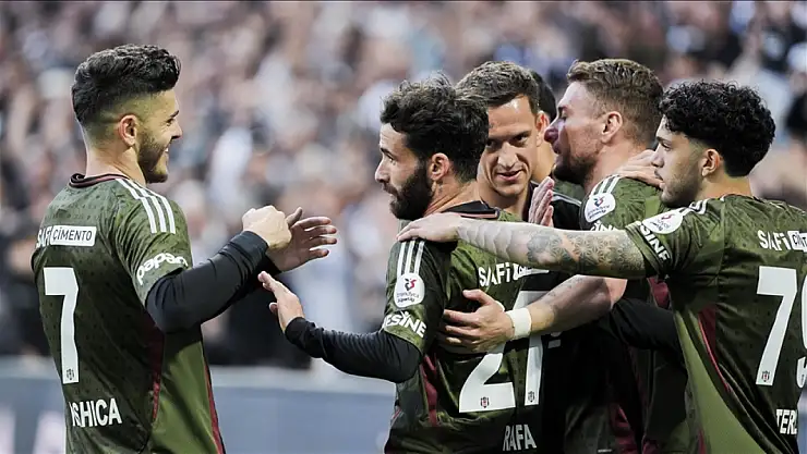 Beşiktaş, Adana Demirspor'u 4 golle geçti