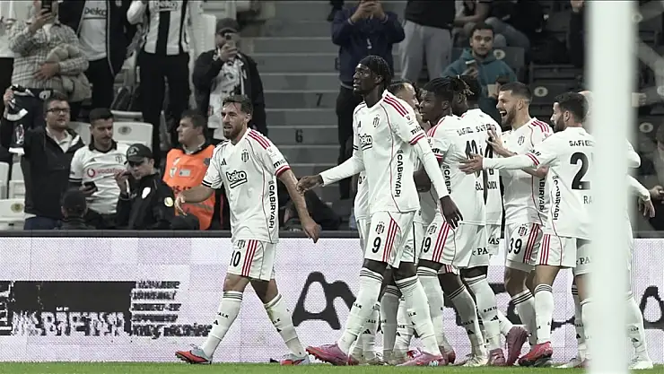 Beşiktaş derbi öncesi moral buldu