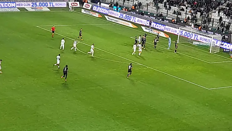 Beşiktaş farkı 2'ye çıkardı