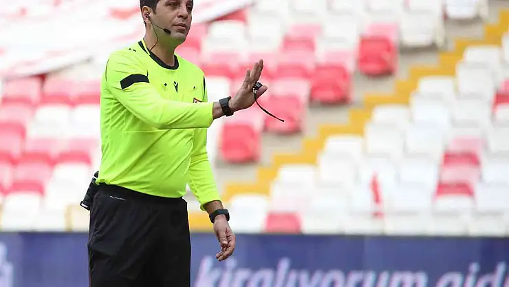 Beşiktaş - Ümraniyespor maçının VAR hakemi Mustafa Öğretmenoğlu