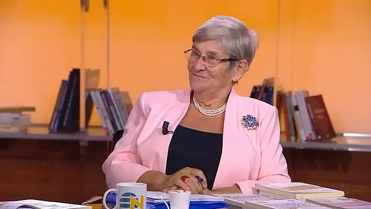 BESLENME UZMANI: Canan Karatay'dan Yeni Bir Tavsiye Geldi! Kullanan Herkesin Yüzü Mermer Gibi Olacak Ne Demek?