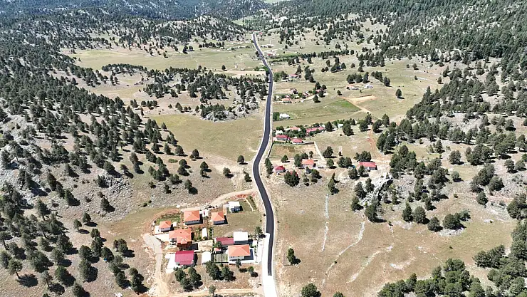 Beyşehir'de asfalt çalışmaları aralıksız sürüyor