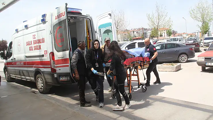 Beyşehir'de trafik kazası: 2 kişi yaralandı