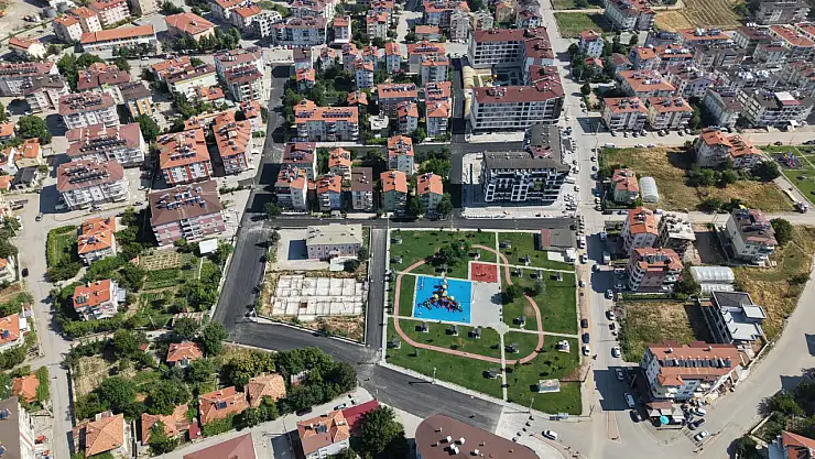 Beyşehir'deki o mahallede sıcak asfalt çalışmaları tamamlandı!