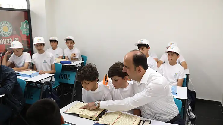 Bilgehanelerden öğrencilere ücretsiz etüt salonu hizmeti!