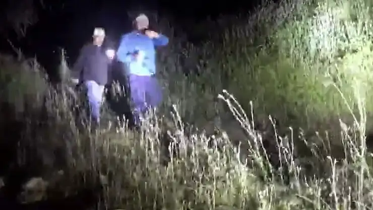 Botlarının patlaması sonucu barajda mahsur kaldılar