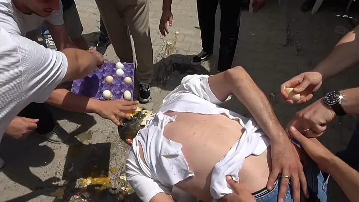 Bu düğün çok konuşulacak! Damadın başına gelmeyen kalmadı...