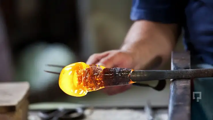 Cam üretiminde hangi malzemeler kullanılır? Camın dayanıklılığı nasıl artırılır?