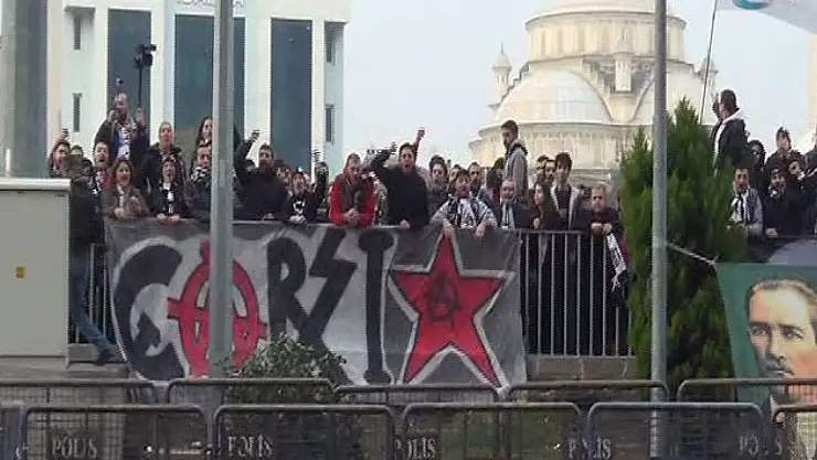 Çarşı grubundan 16 kişi göz altına alındı