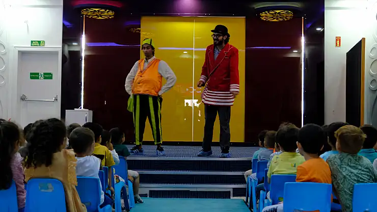 'ÇAT KAPI TİYATRO' ile 42 bin öğrenciye ulaşacaklar