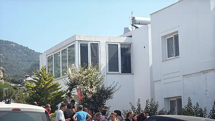 Çatıdan düşen emekli polis memuru hayatını kaybetti