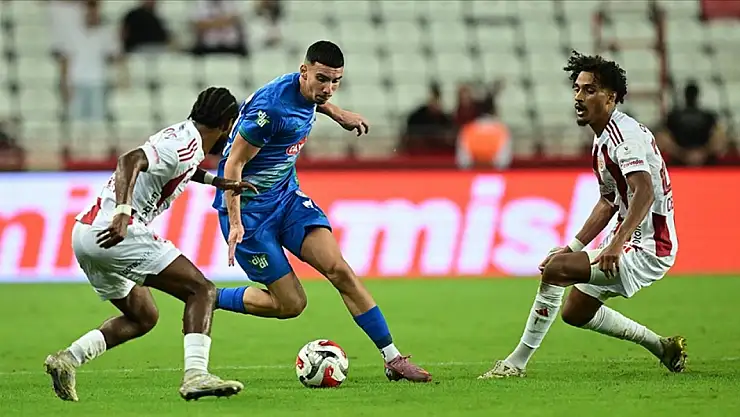 Çaykur Rizespor'dan Antalya'da gollü zafer!