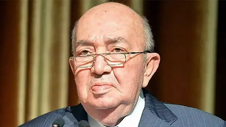 'Cennet Mahallesi' ve 'Akasya Durağı'nın yapımcısı Türker İnanoğlu hayatını kaybetti