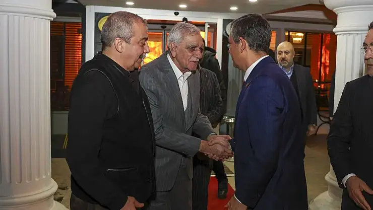 CHP Genel Başkanı Özgür Özel, Ahmet Türk'ü ziyaret etti