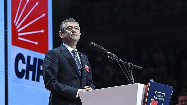 CHP Genel Başkanı Özgür Özel kimdir? Özgür Özel nereli? Özgür özel kaç yaşında?