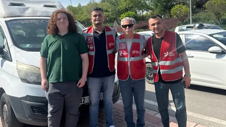 CHP Konya YKS'ye giren öğrencilerin heyecanını paylaştı