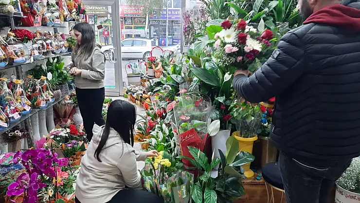 Çiçekçilerde Anneler Günü yoğunluğu