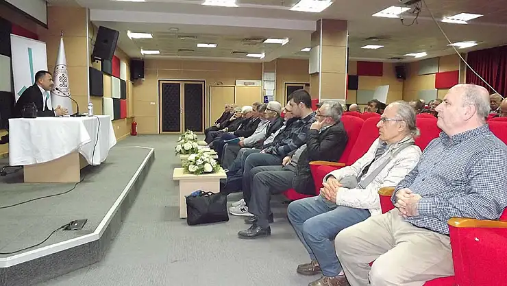 Çiftçi:  Müslümanlar gidince İspanya'nın yıldızı söndü