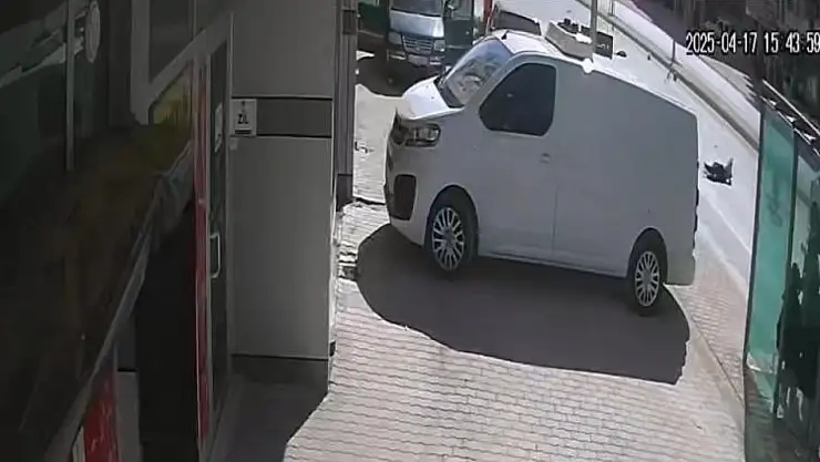 Çocuğunu kazada kaybeden gözü yaşlı baba: 'Ciğerimi yaktılar'