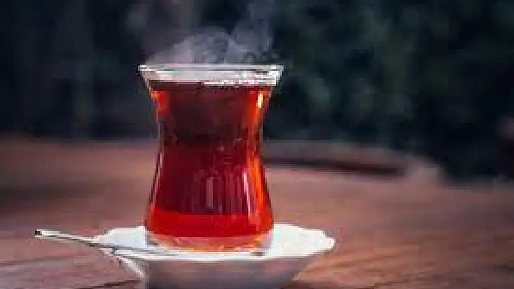 Çok çay içmenin zararları nelerdir? Vücut sağlığı üzerine etkisi nedir?