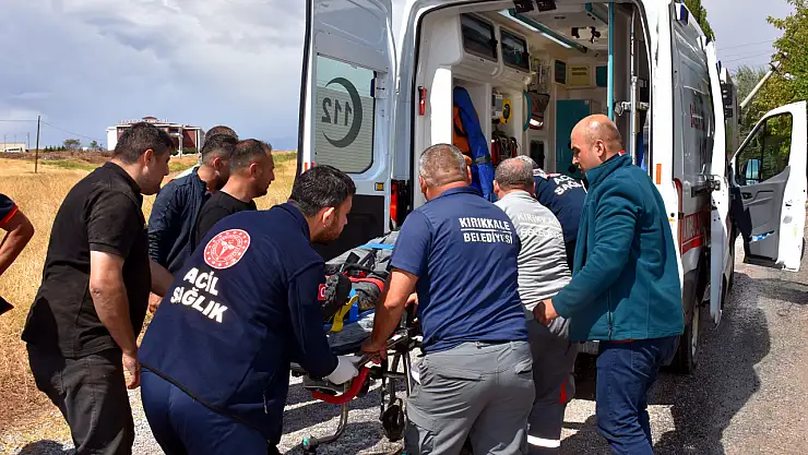 Çöp kamyonu elektrik direğine çarptı: Çok sayıda kişi yaralandı