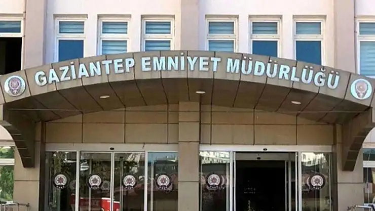 Çöpten yiyecek topladığı iddia edilen kadının 26 suç kaydı çıktı