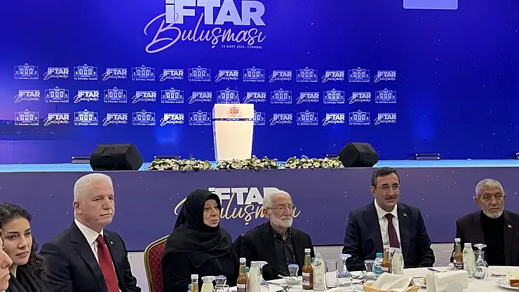 Cumhurbaşkanı Yardımcısı Yılmaz, şehit aileleri ve gazilerle iftarda buluştu