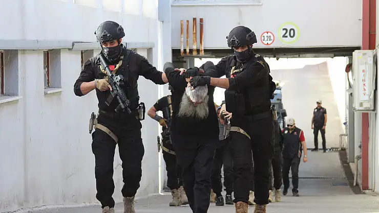 DEAŞ'a büyük darbe: Sözde Türkiye emiri ile birlikte 6 şüpheli tutuklandı