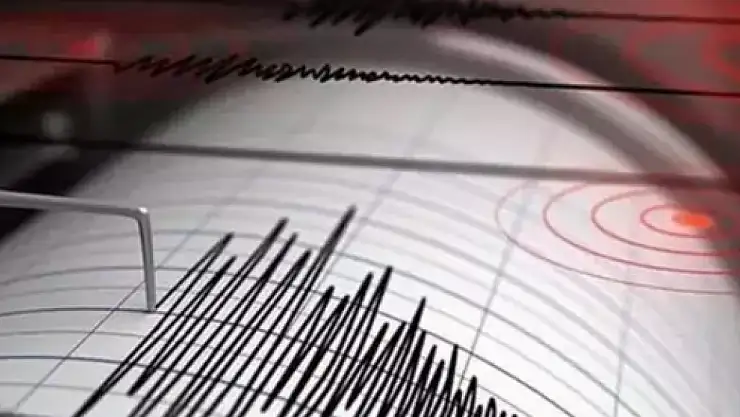 Deprem bölgesi de sallandı! 