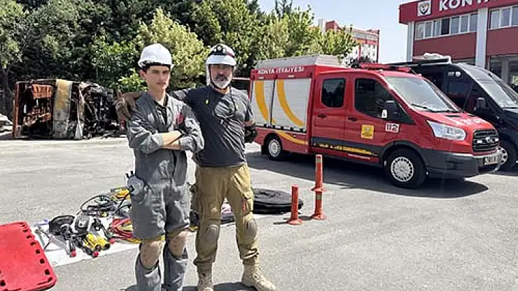 Depremden etkilendiler! Arama kurtarma gönüllüsü oldular!