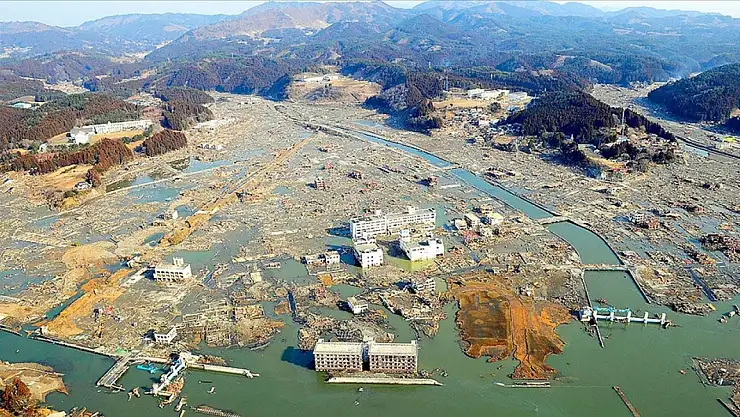 Depremlerin ekonomik hasarı 1 trilyon dolar
