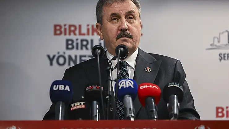 Destici, partisinin 31. kuruluş yıl dönümü programında partililere seslendi!