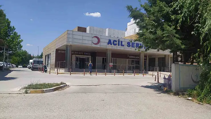 Devlet Hastanesi'nde gıda zehirlenmesi şüphesi: 50 kişi etkilendi!