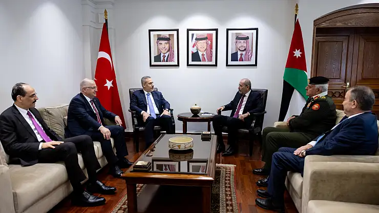 Dışişleri Bakanı Fidan, Ürdünlü mevkidaşı Safadi ile görüştü!